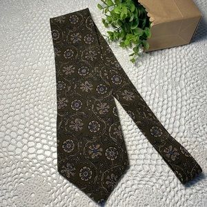 Hunt Club 100% silk tie